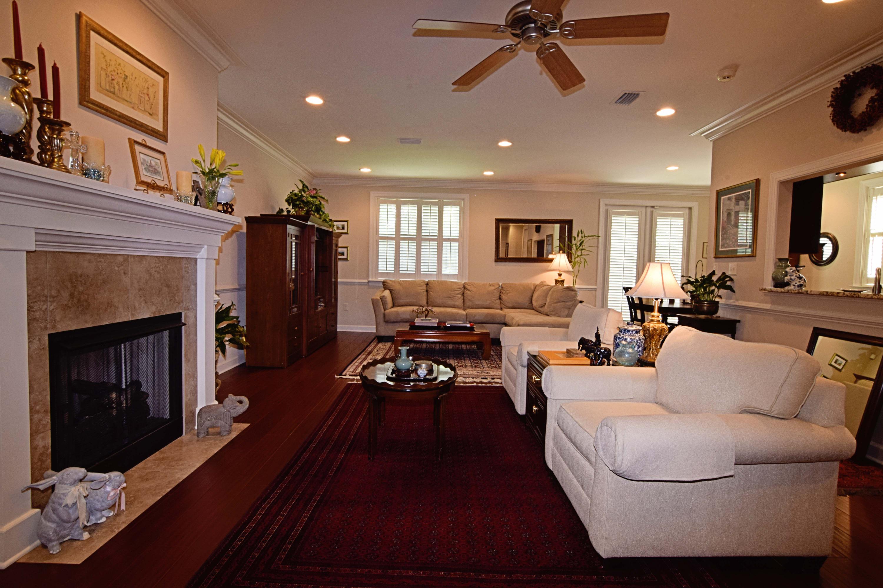 MARINA LANDING - Residential