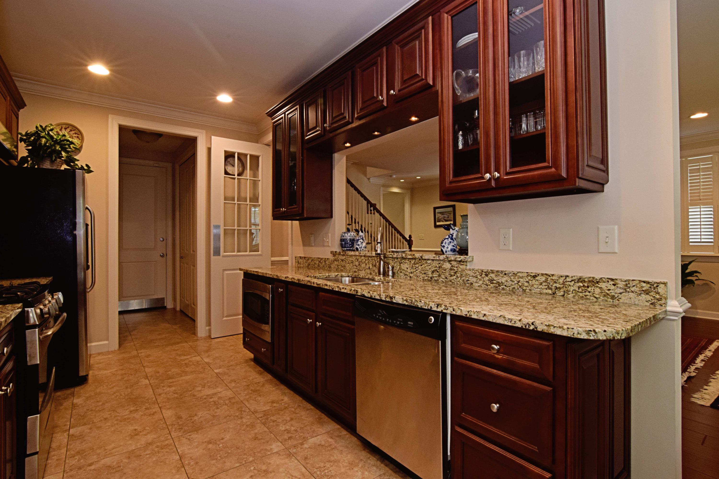 MARINA LANDING - Residential