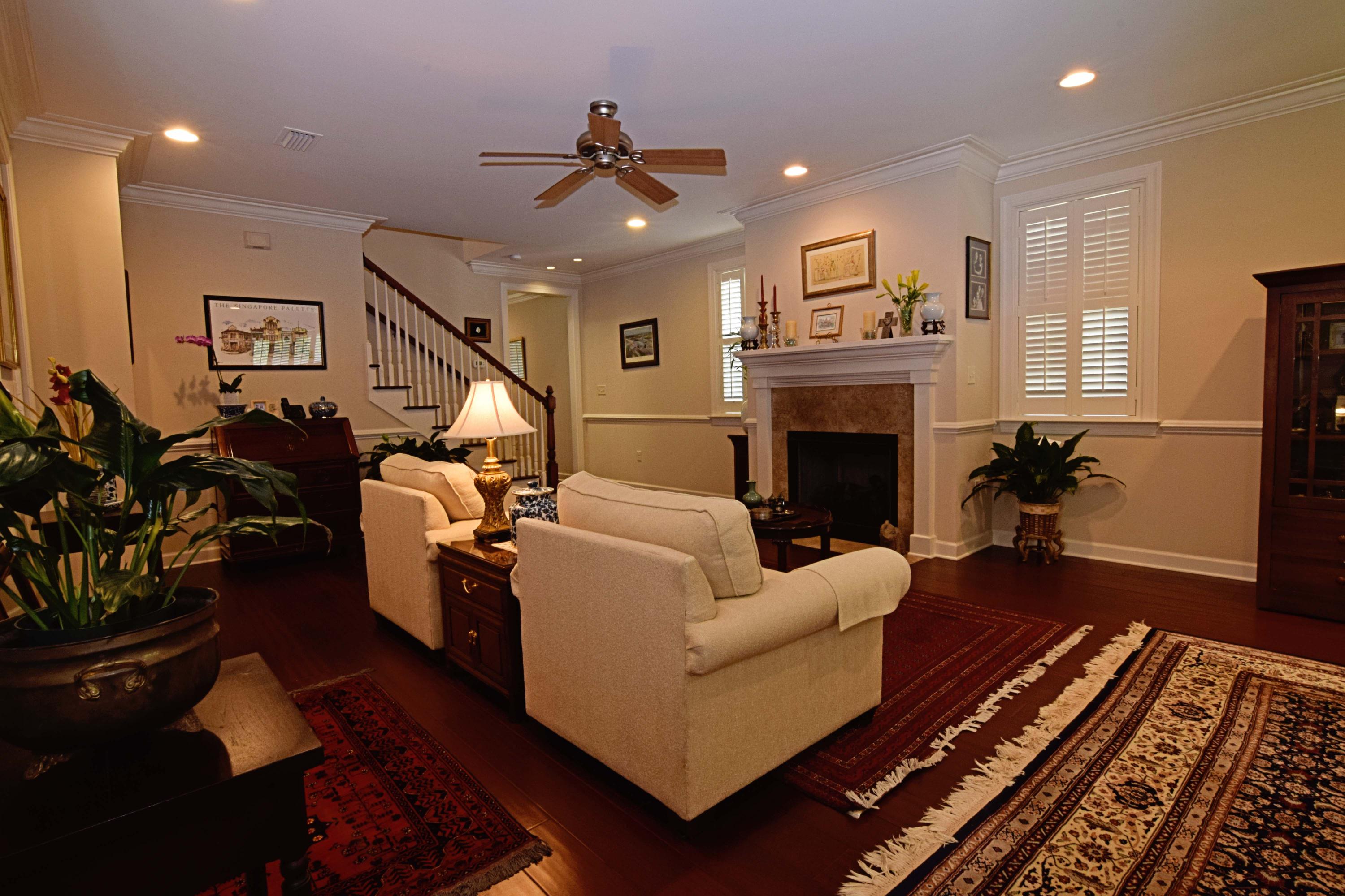 MARINA LANDING - Residential