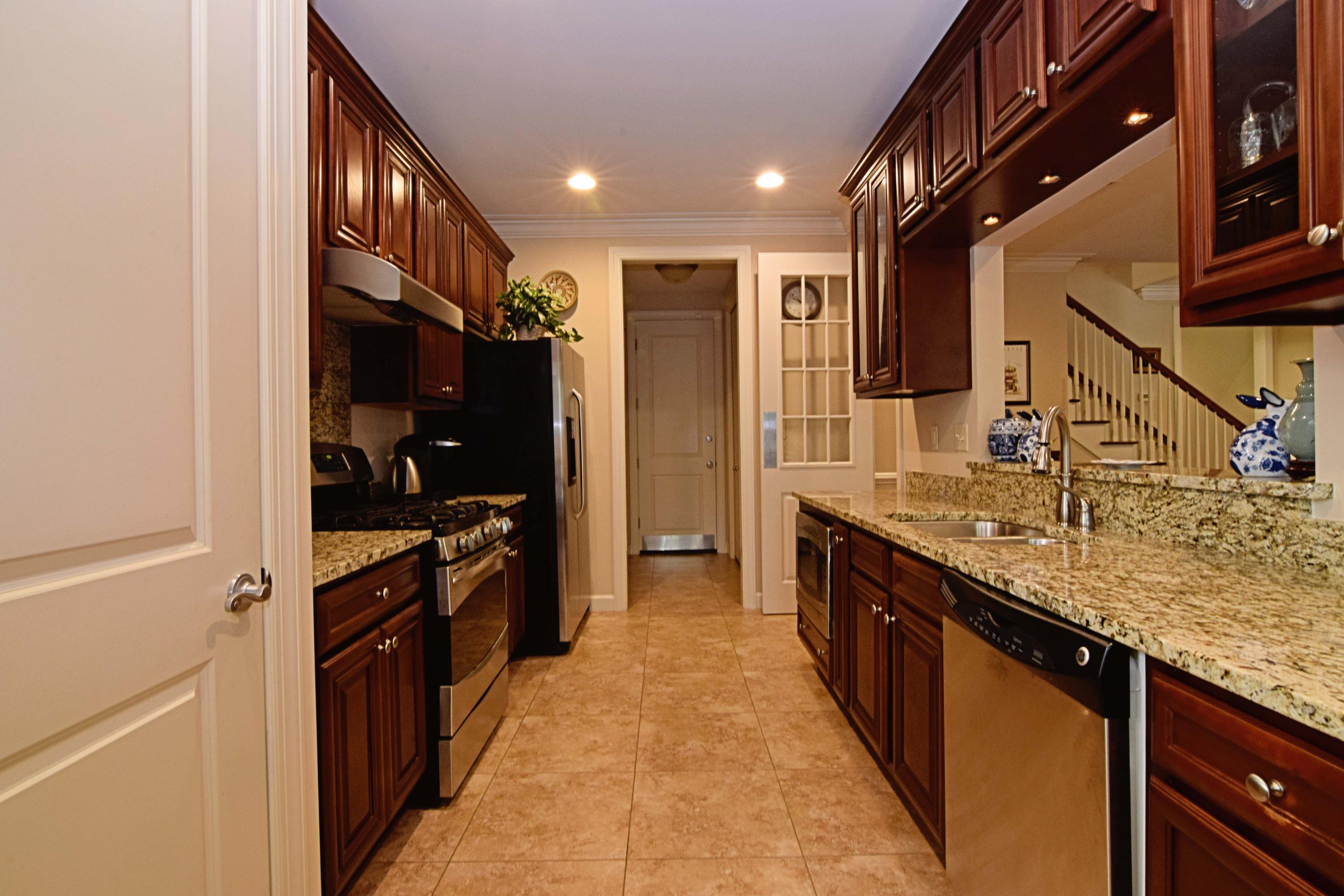 MARINA LANDING - Residential