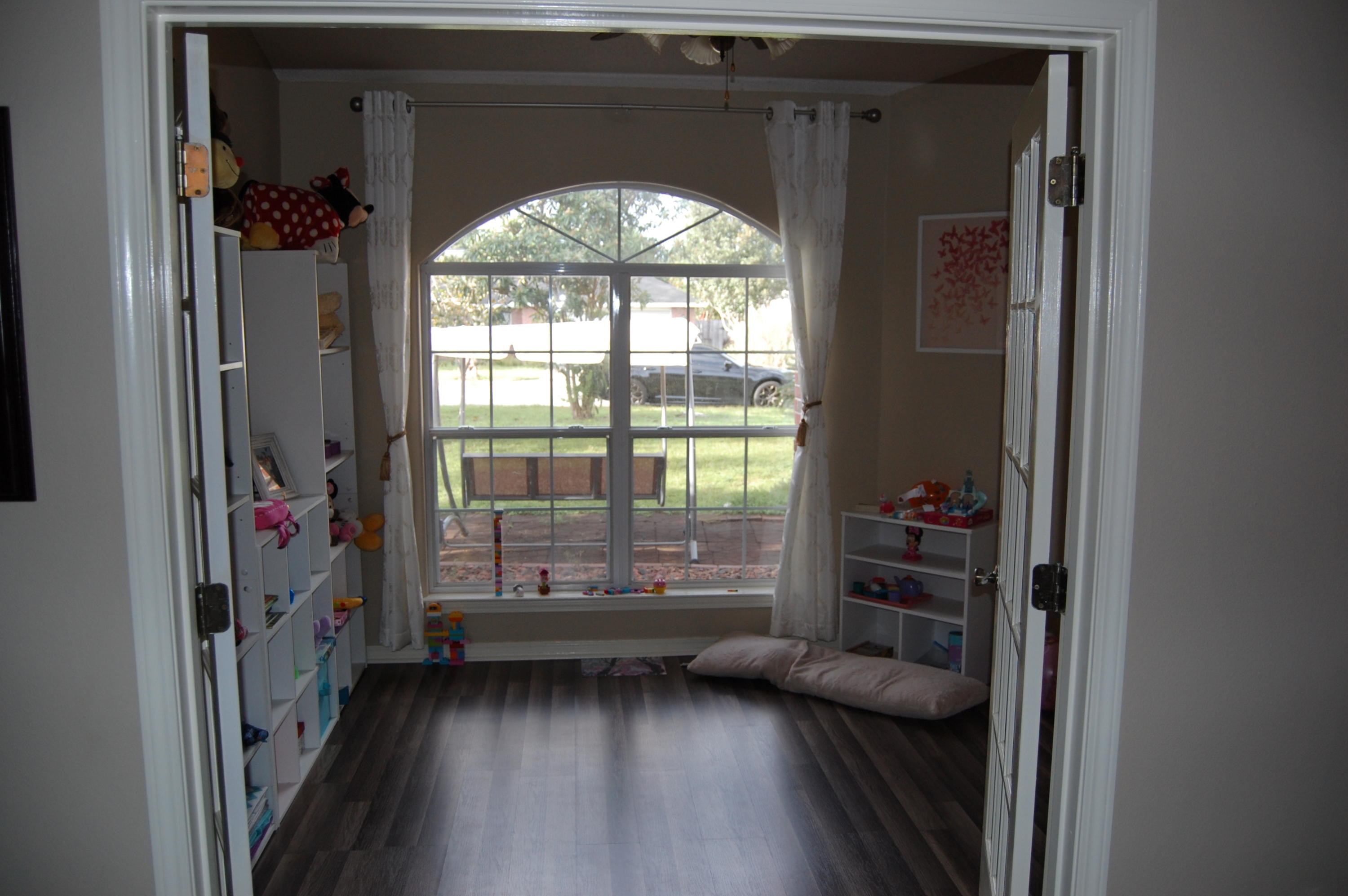 VILLA DANIELLE 1ST ADDN - Residential