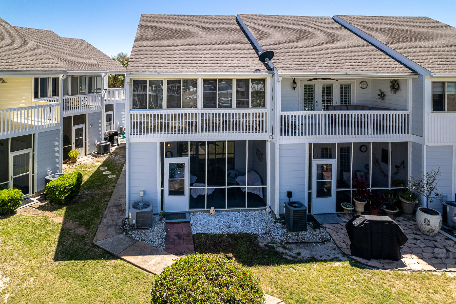 MISTY COVE T/H PH 2 - Residential