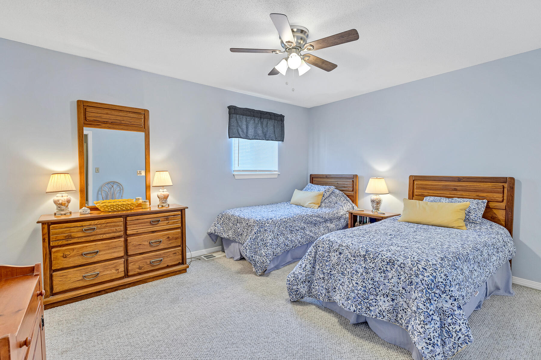 MISTY COVE T/H PH 2 - Residential