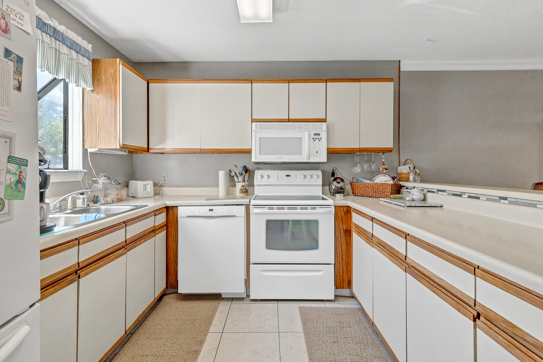 MISTY COVE T/H PH 2 - Residential