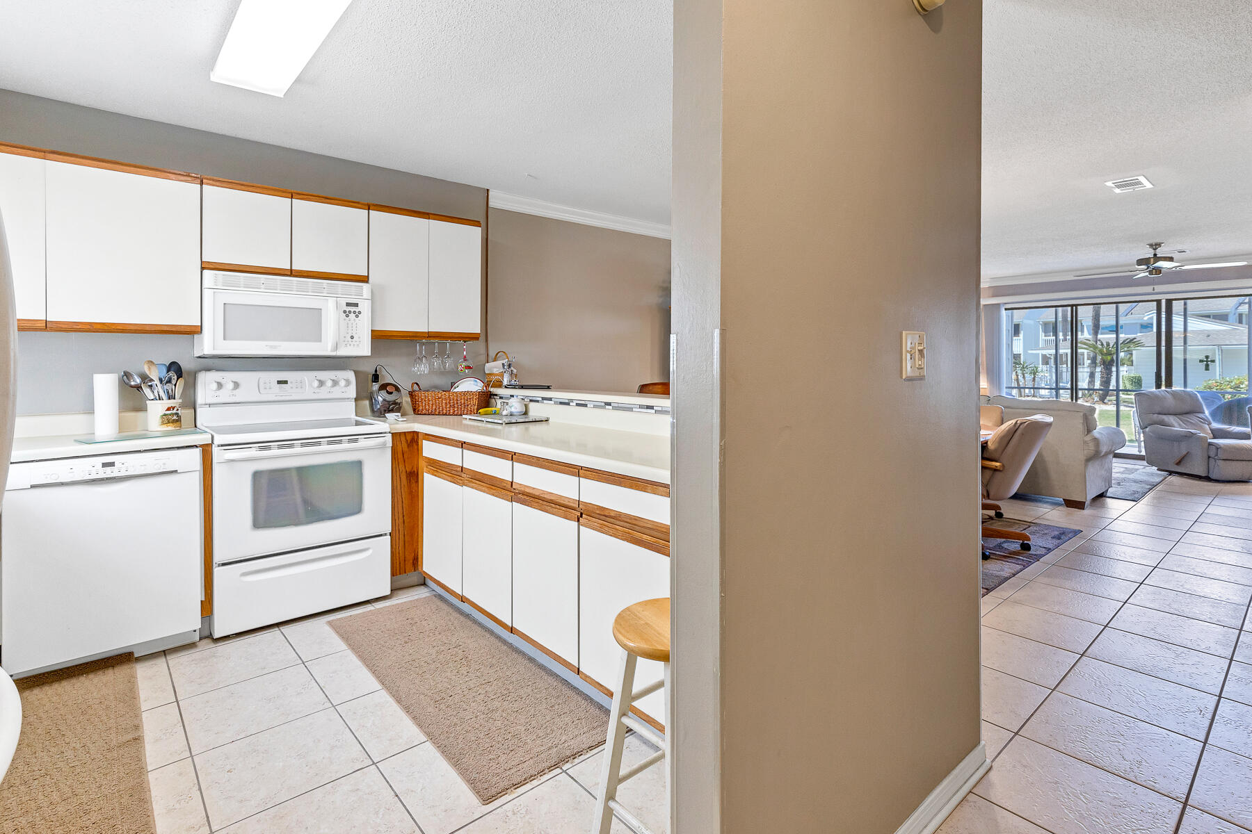 MISTY COVE T/H PH 2 - Residential