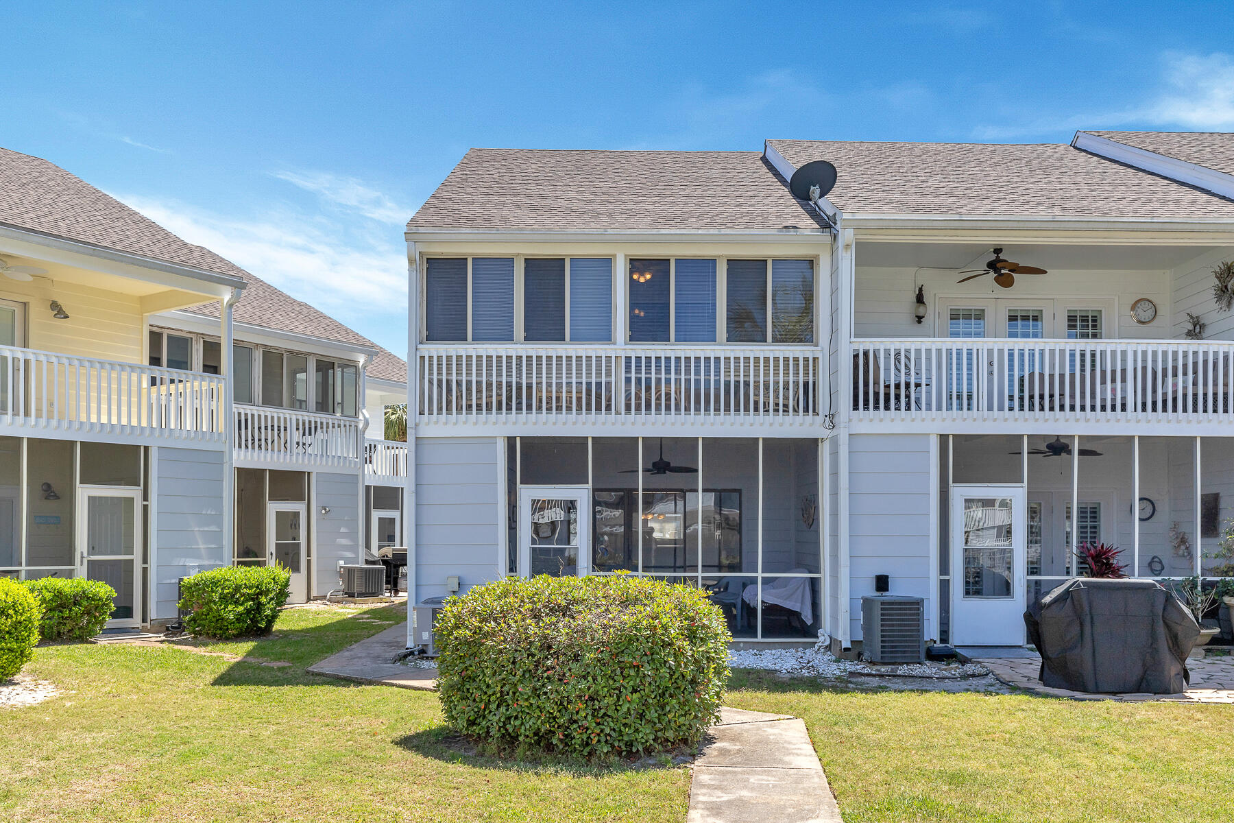 MISTY COVE T/H PH 2 - Residential