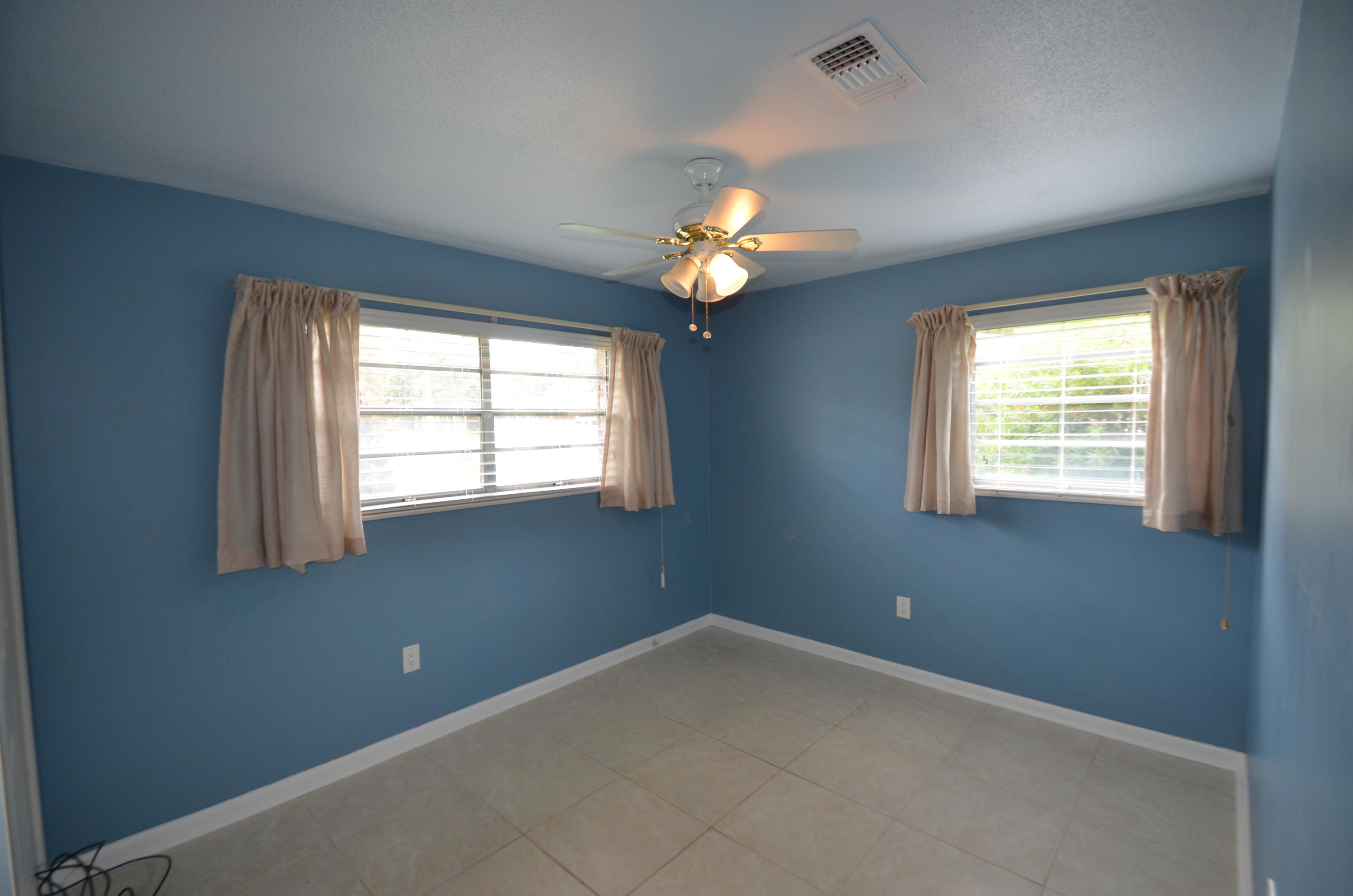 VESTA HEIGHTS 5TH ADDN - Residential