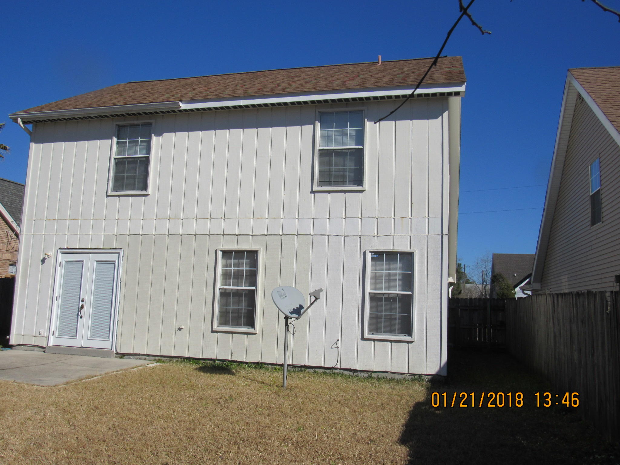 VILLAGE WEST - Residential Lease