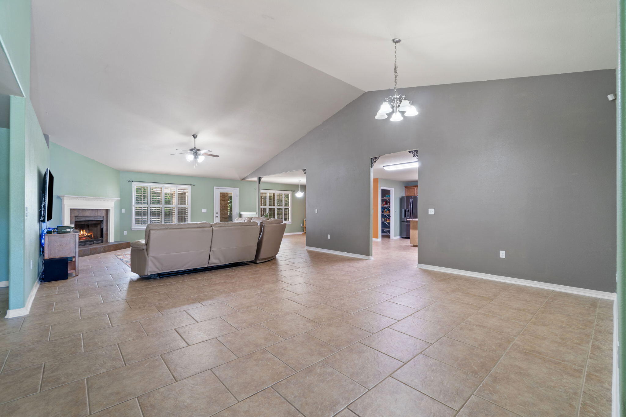 SUMMERSET ESTATES - Residential