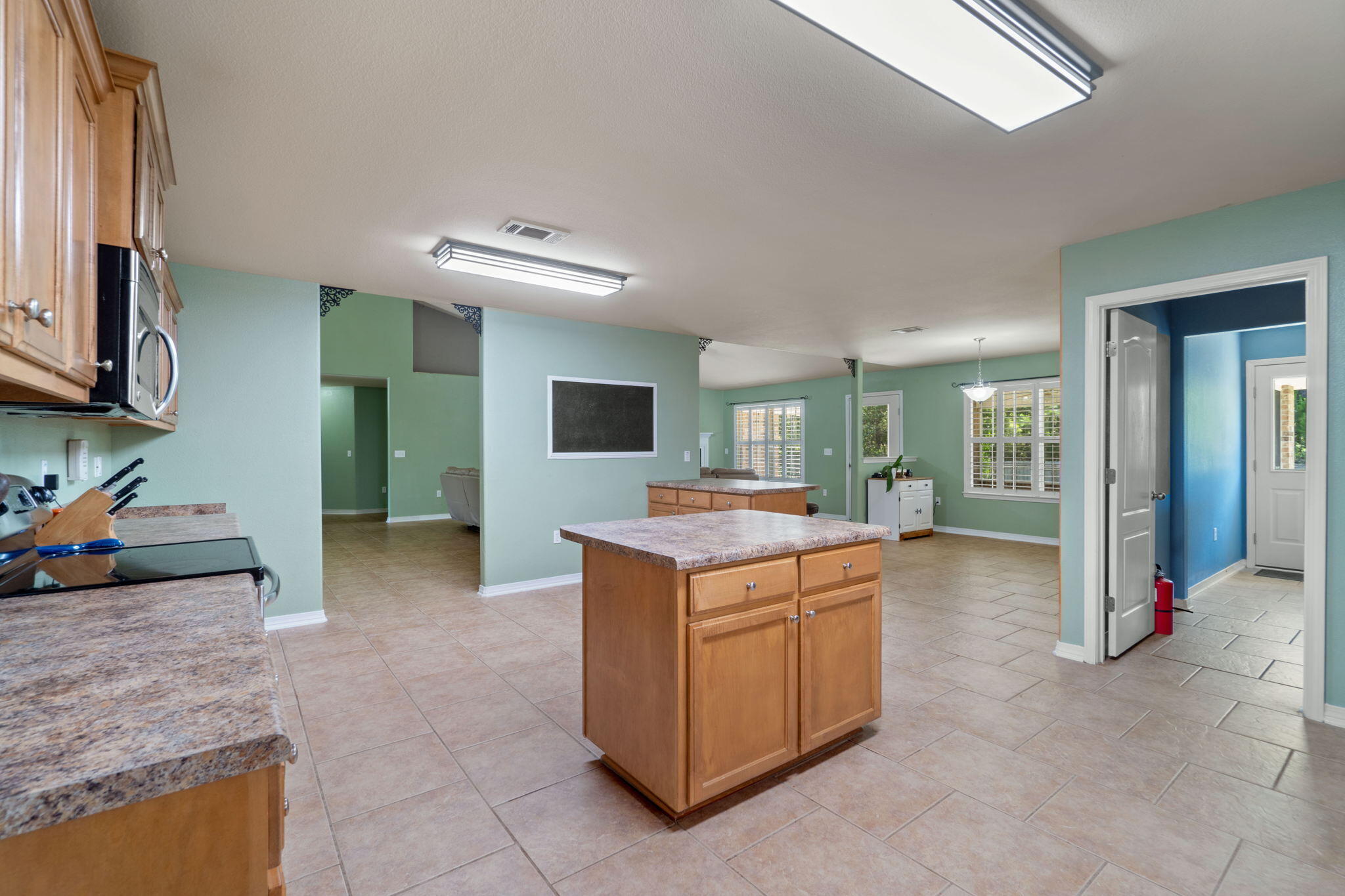 SUMMERSET ESTATES - Residential