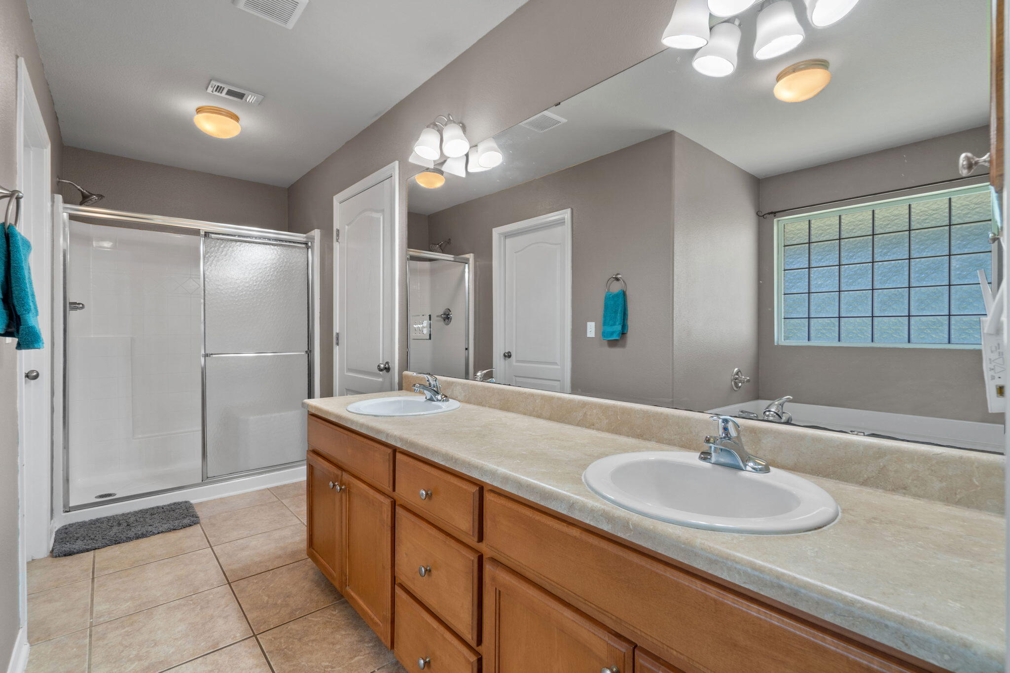 SUMMERSET ESTATES - Residential