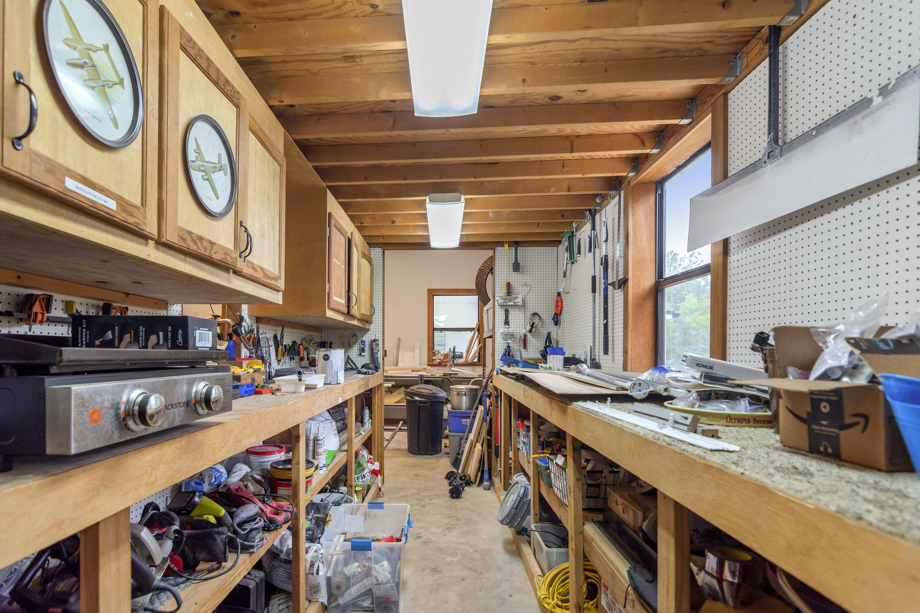 KENNEDY LAKE (UNRECORDED) - Residential