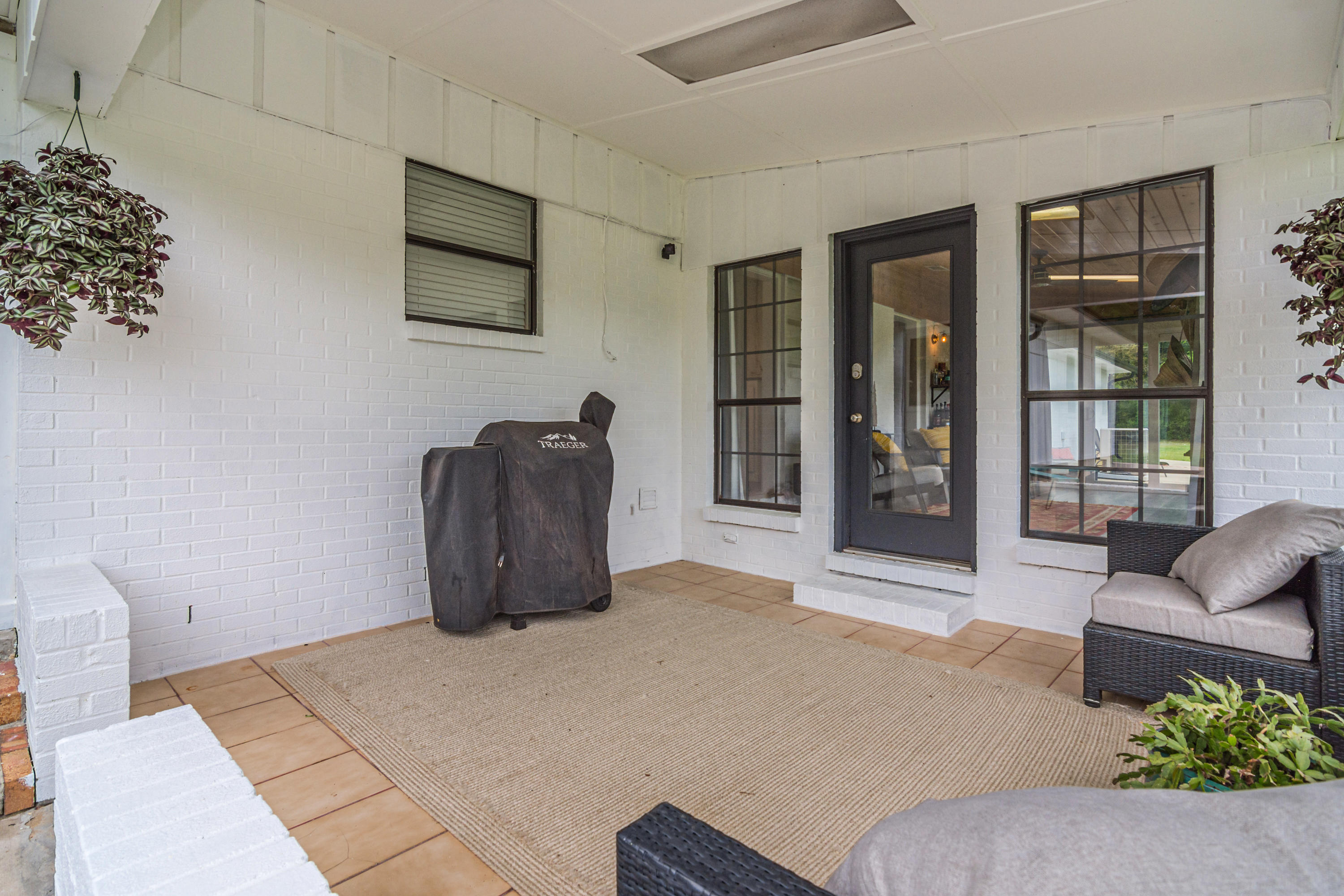 KENNEDY LAKE (UNRECORDED) - Residential