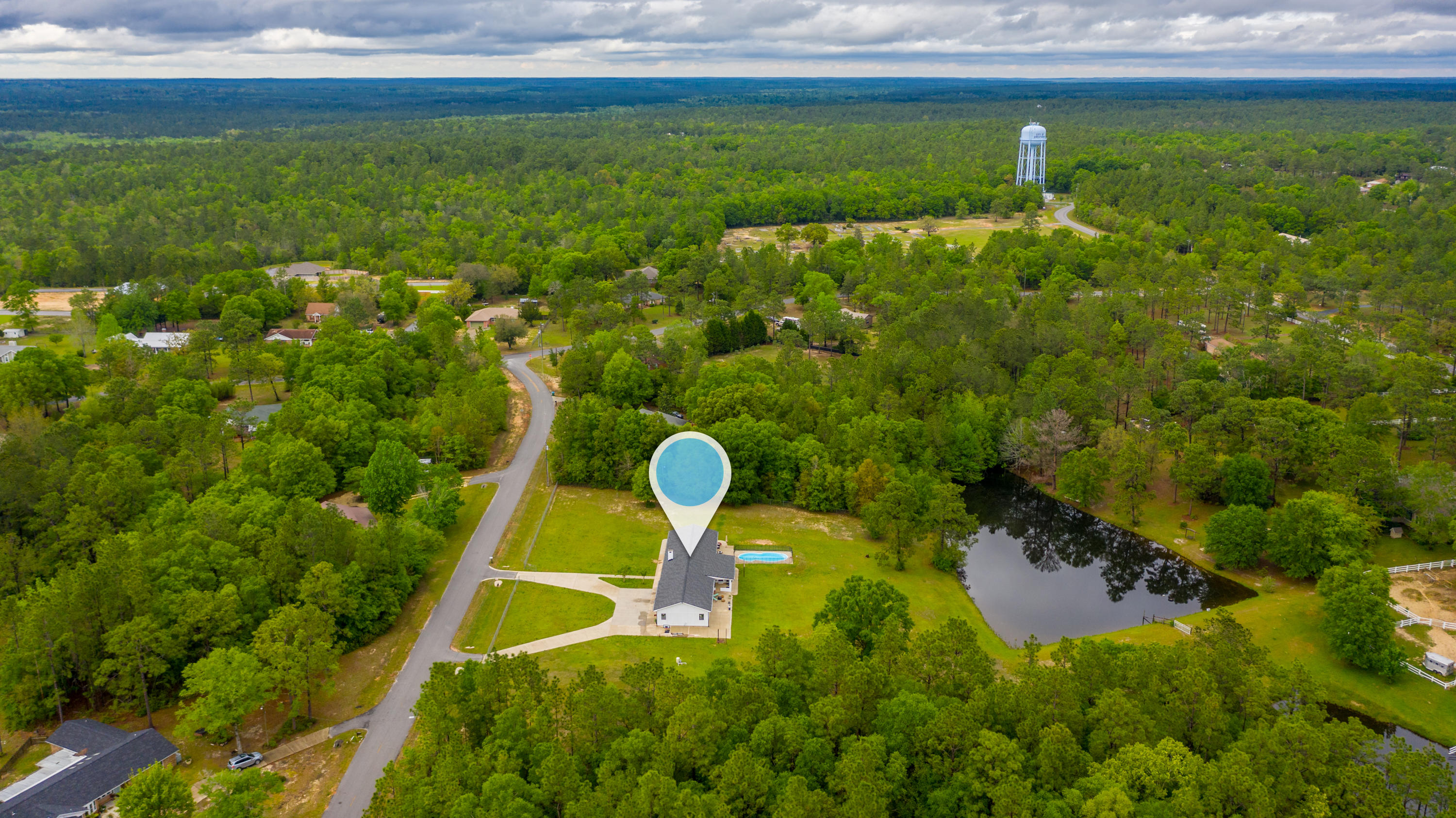 KENNEDY LAKE (UNRECORDED) - Residential