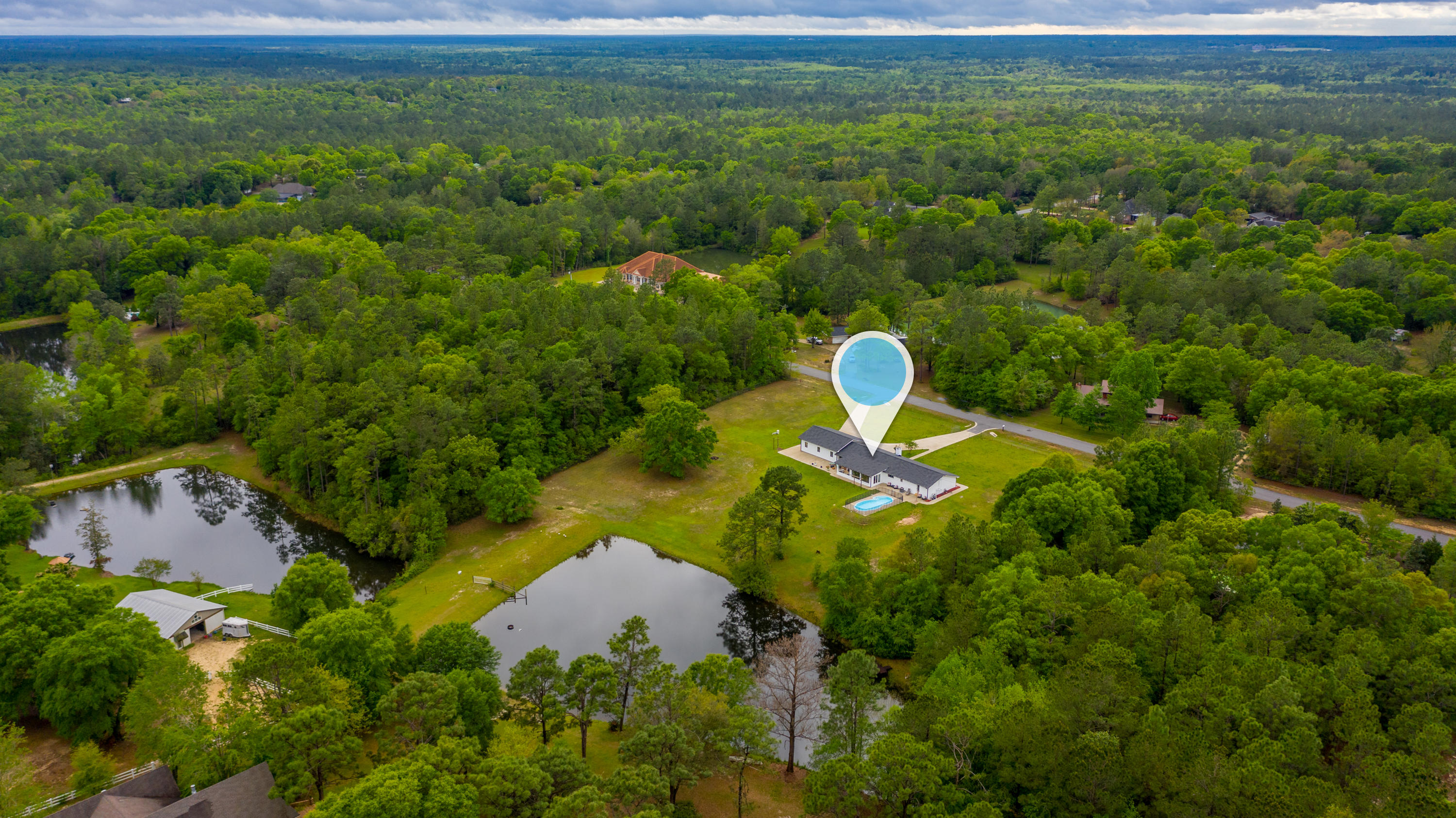 KENNEDY LAKE (UNRECORDED) - Residential