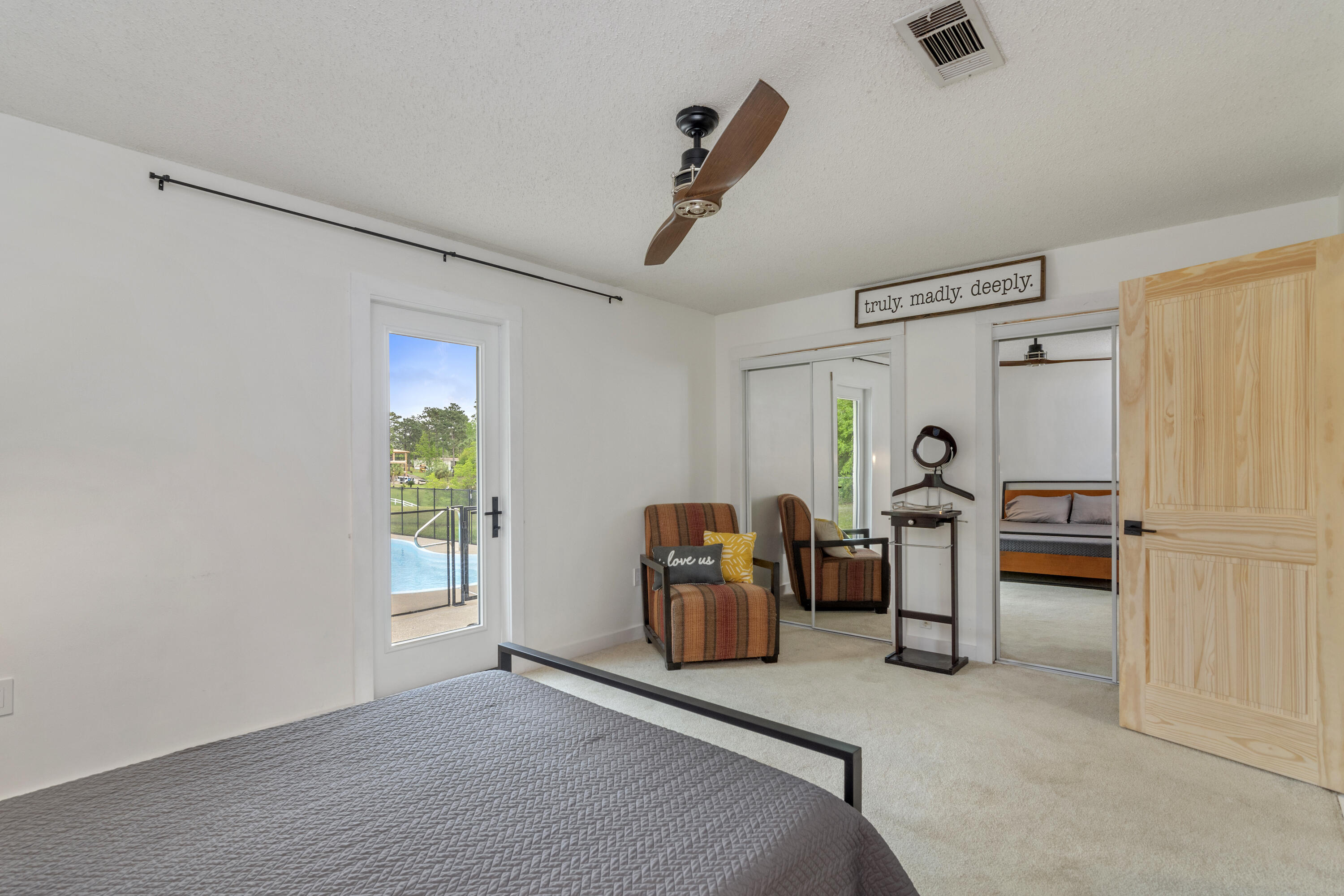 KENNEDY LAKE (UNRECORDED) - Residential