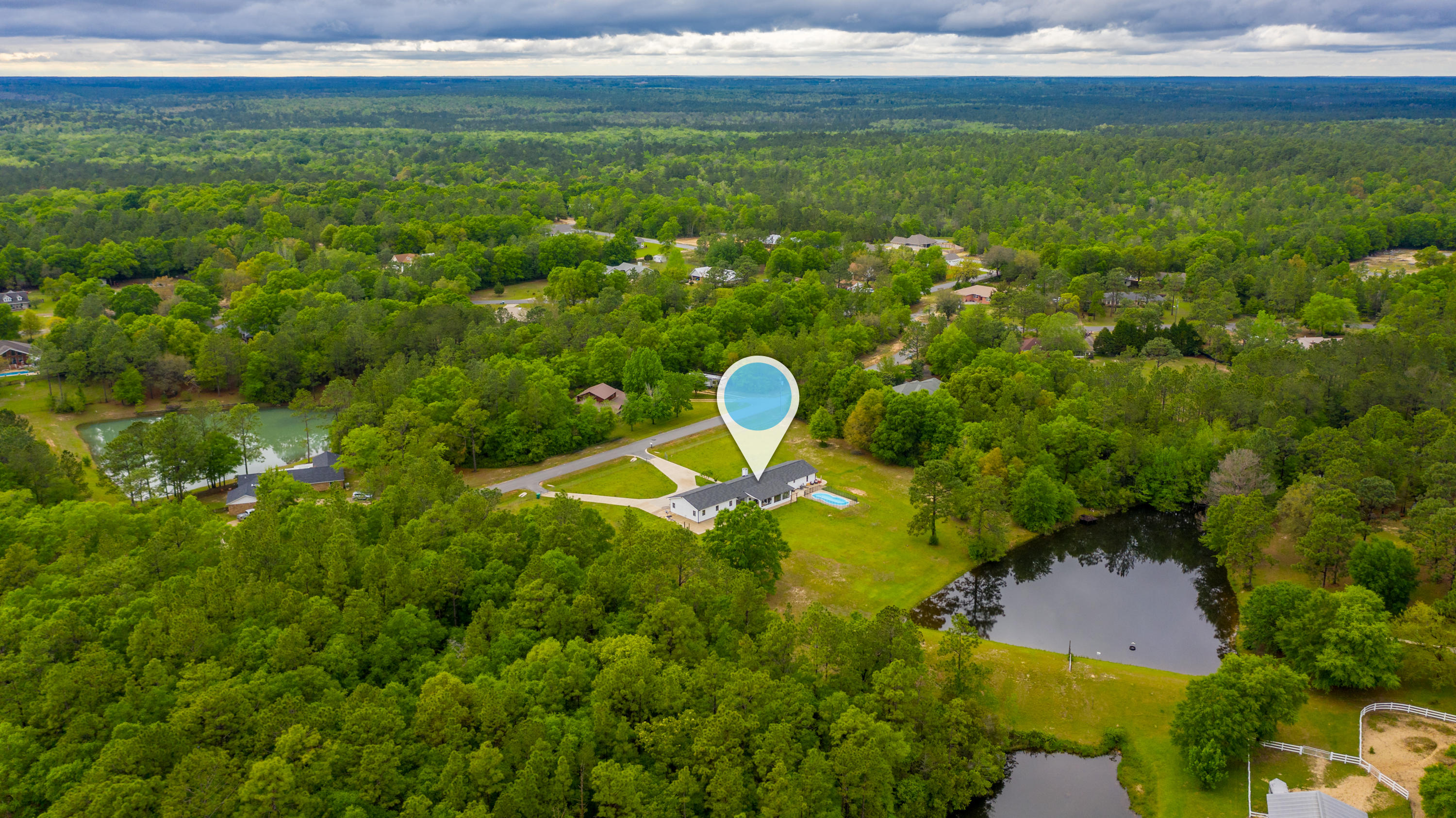 KENNEDY LAKE (UNRECORDED) - Residential