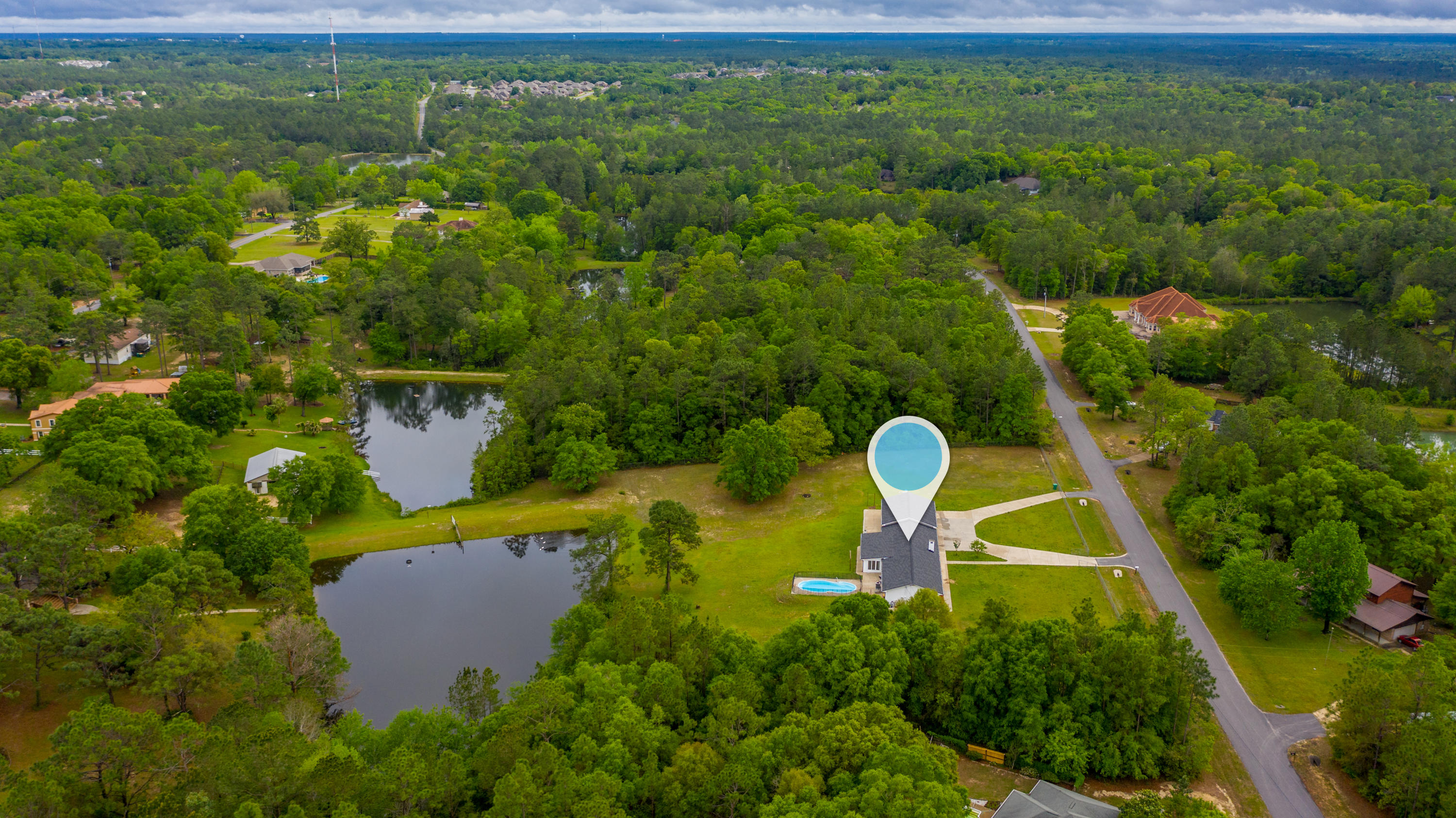 KENNEDY LAKE (UNRECORDED) - Residential