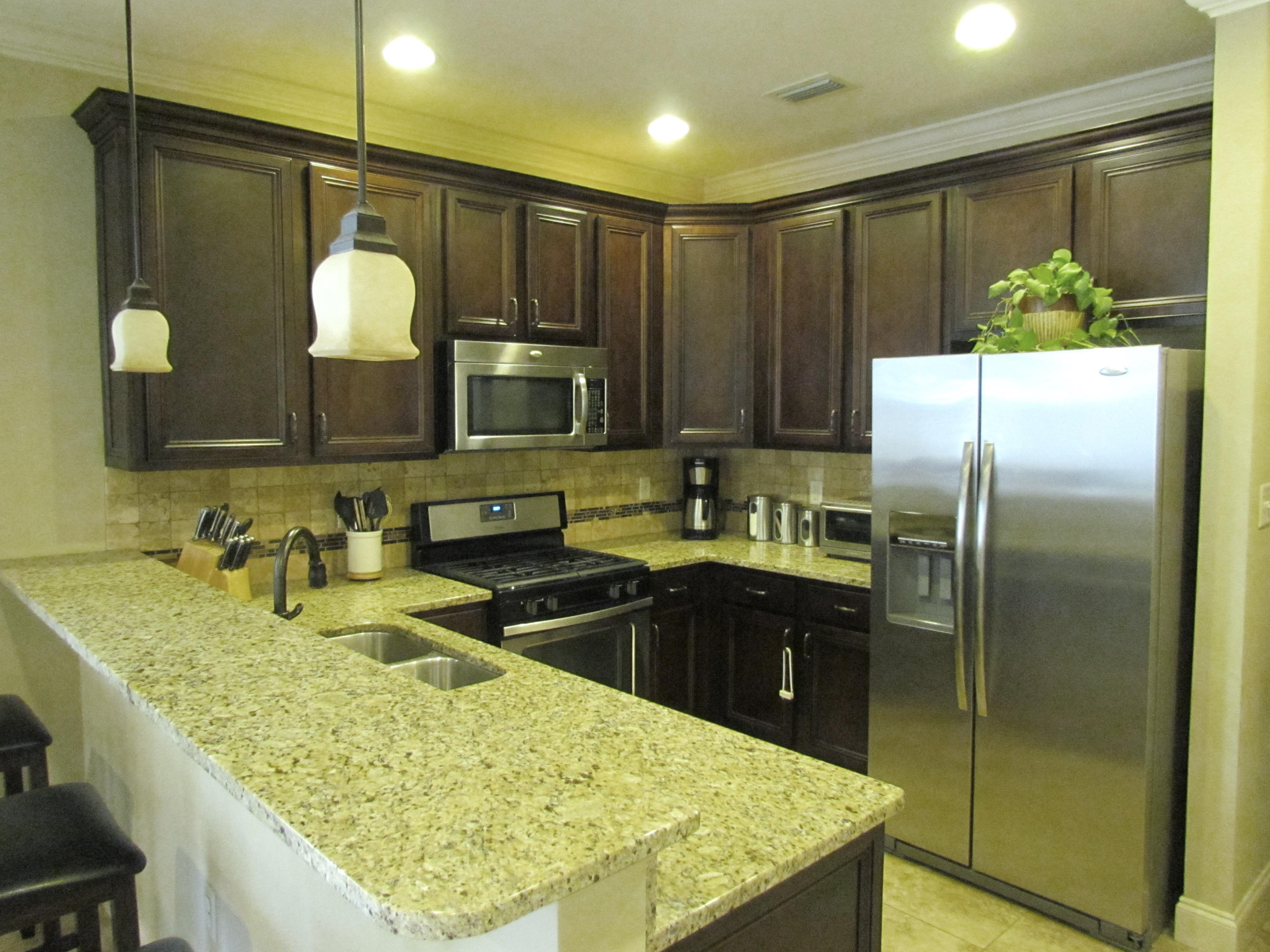 ARROWHEAD S/D lot #9 - Residential Lease