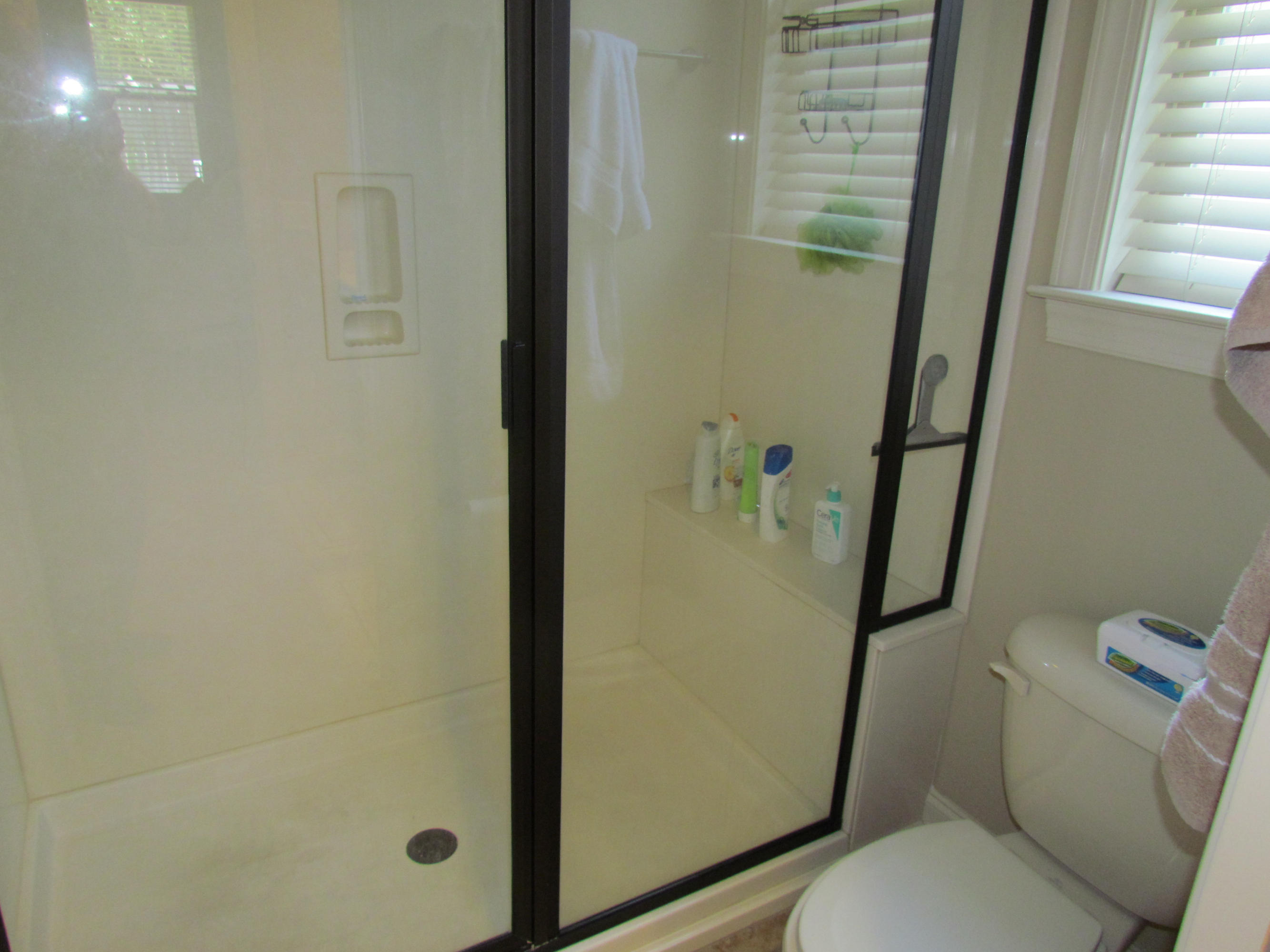 ARROWHEAD S/D lot #9 - Residential Lease