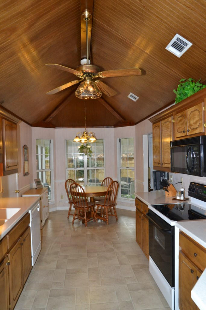 SAVANNAH OAKS - Residential