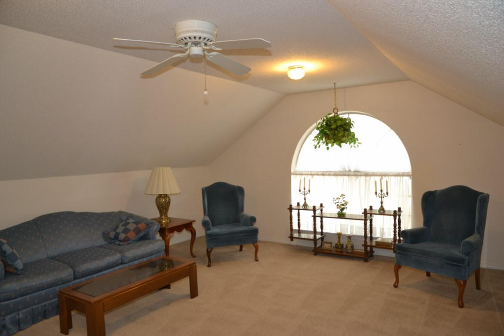 SAVANNAH OAKS - Residential