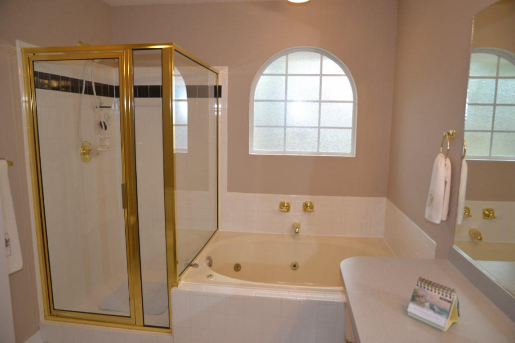 SAVANNAH OAKS - Residential