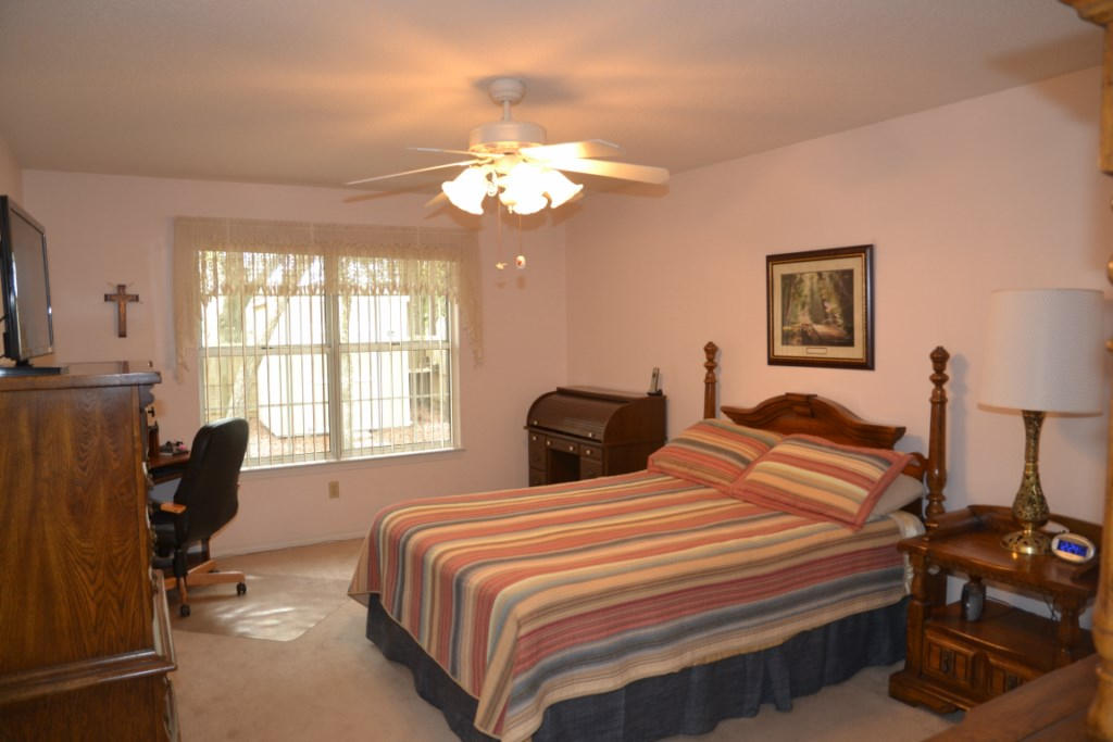 SAVANNAH OAKS - Residential