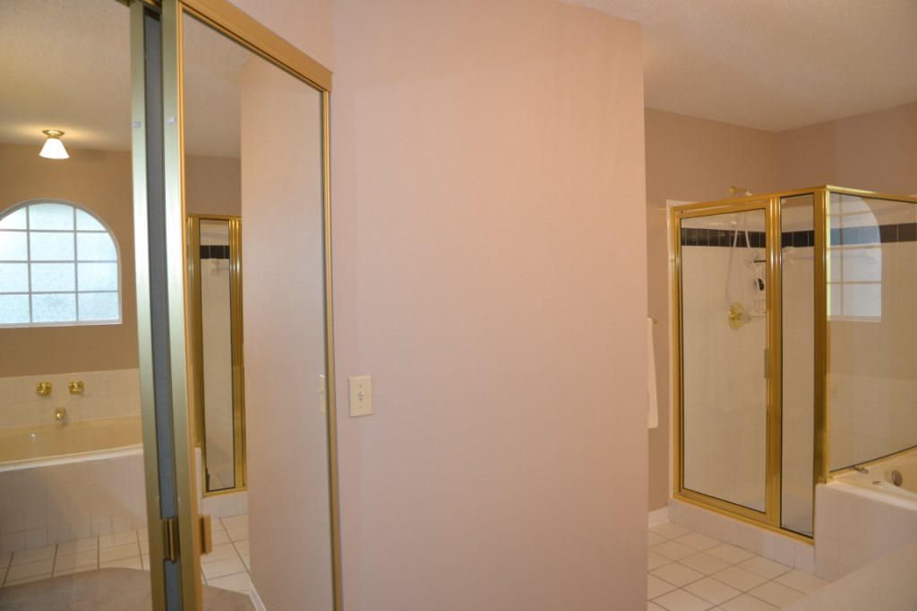 SAVANNAH OAKS - Residential