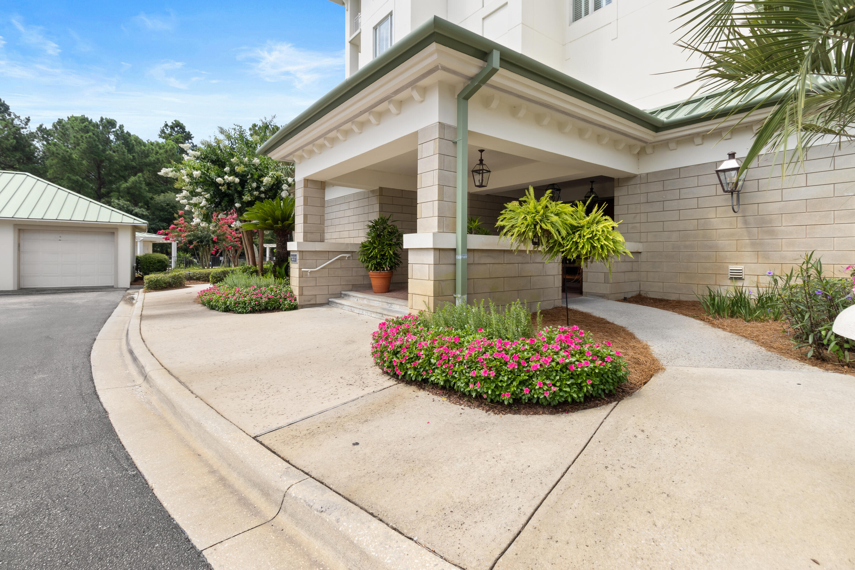ANCHORAGE AT SANDESTIN THE - Residential