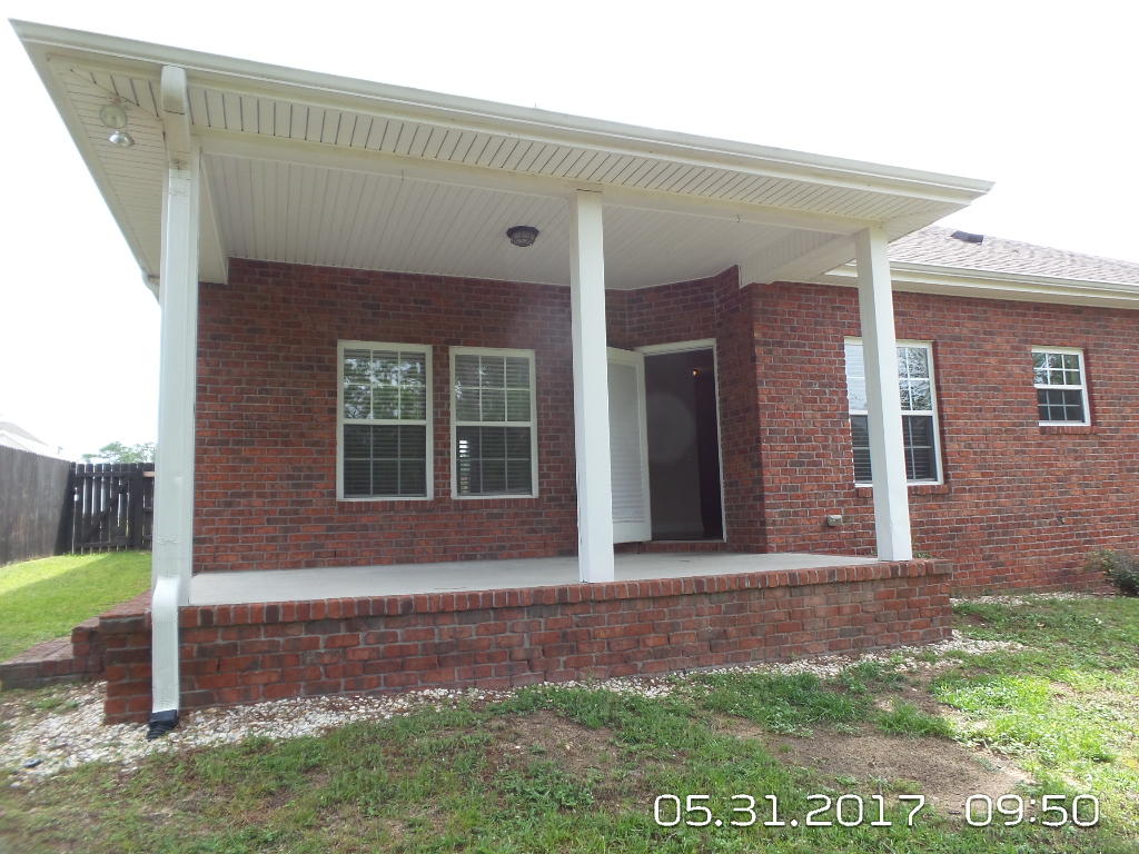 SHADOW PINES - Residential Lease