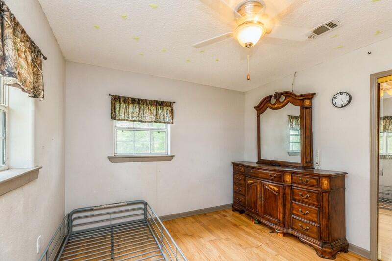 NORTH SUPERGROUP (221000.00) - Residential