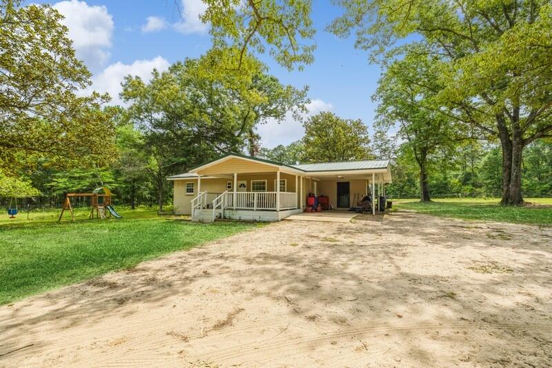 NORTH SUPERGROUP (221000.00) - Residential