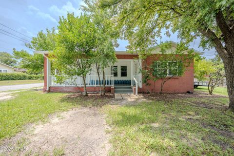 Photo of 1001 Oak Avenue, Panama City, FL 32401 (MLS # 988046)