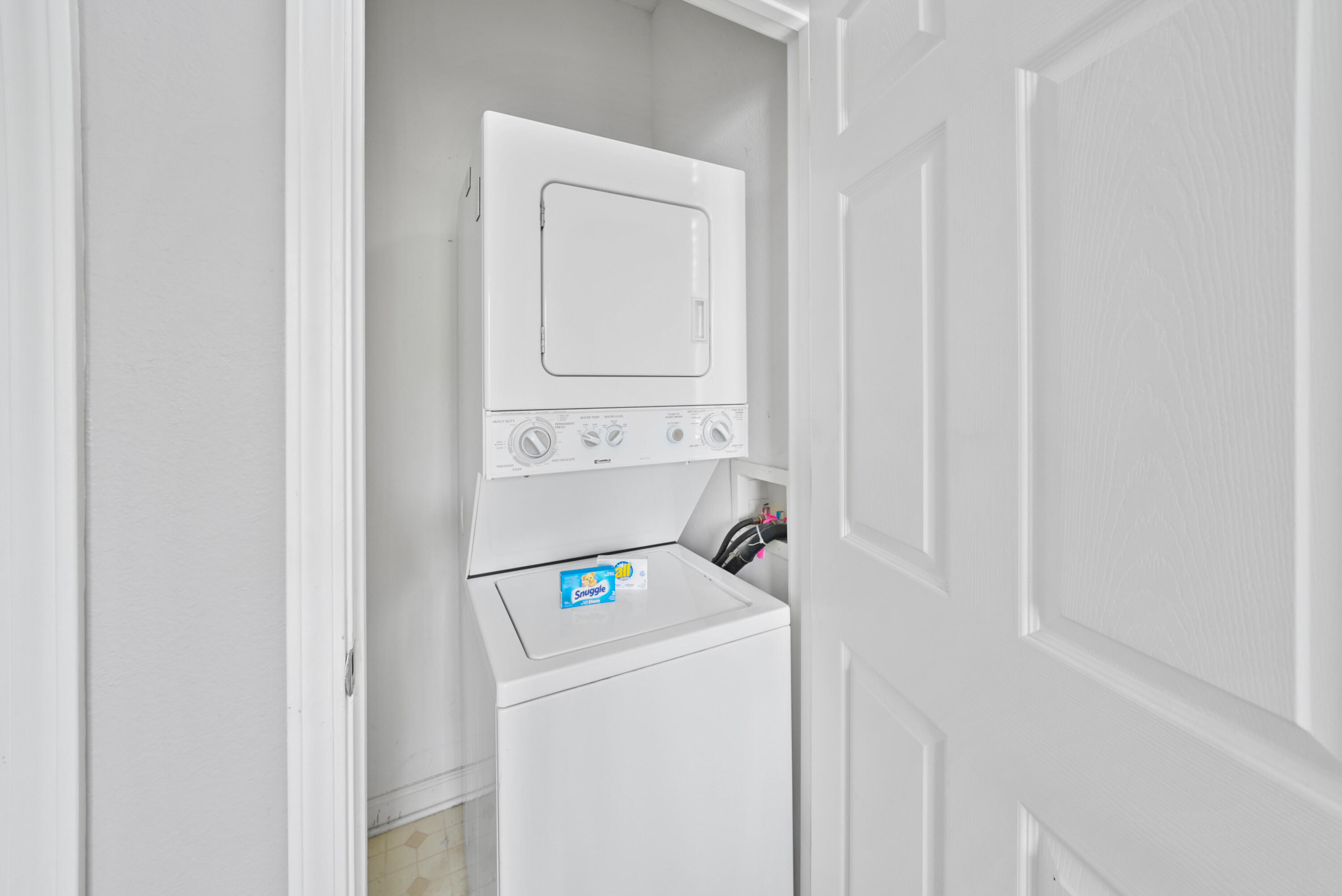 POINCIANA PLACE - Residential