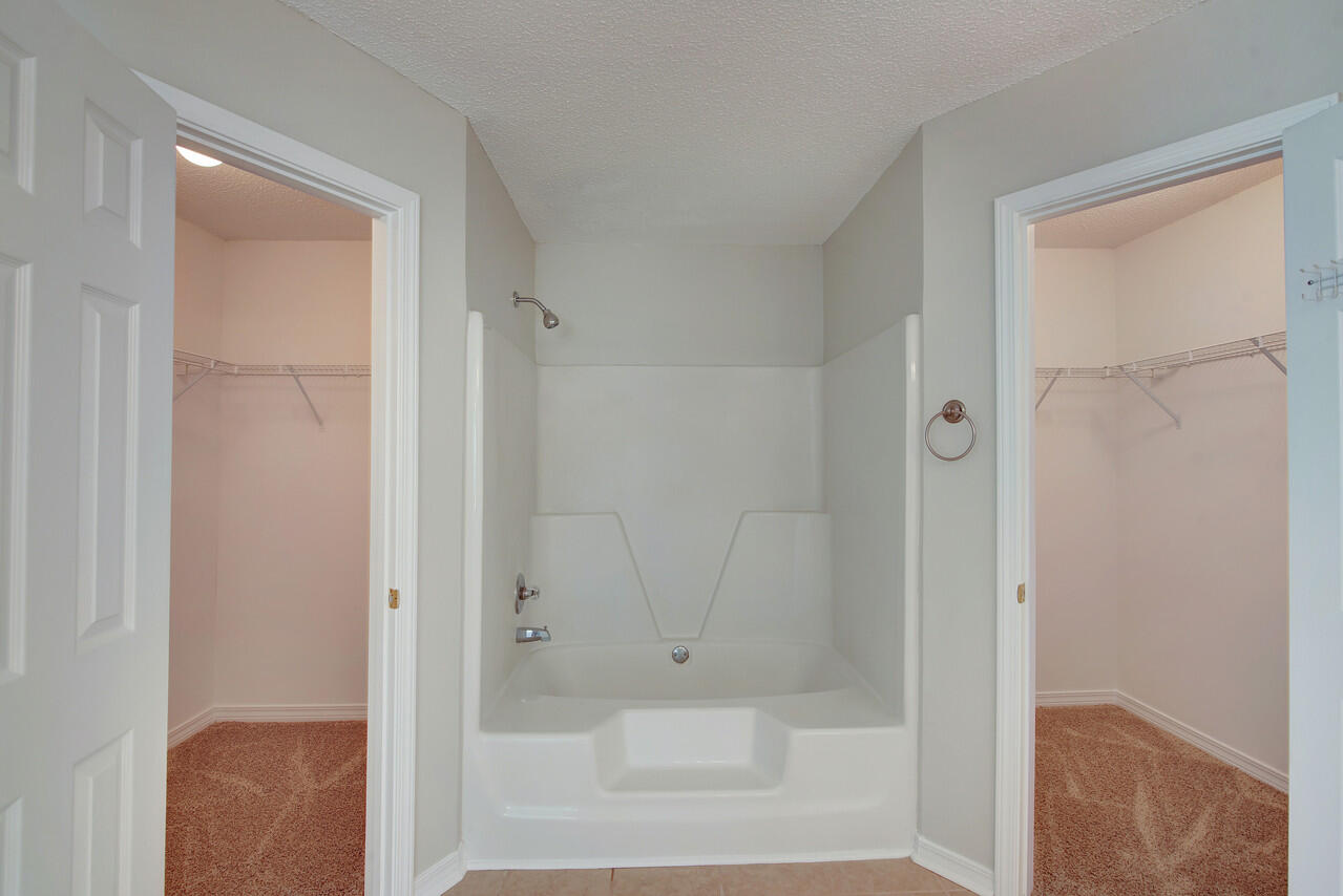 RIVERCHASE S/D PH 2 - Residential