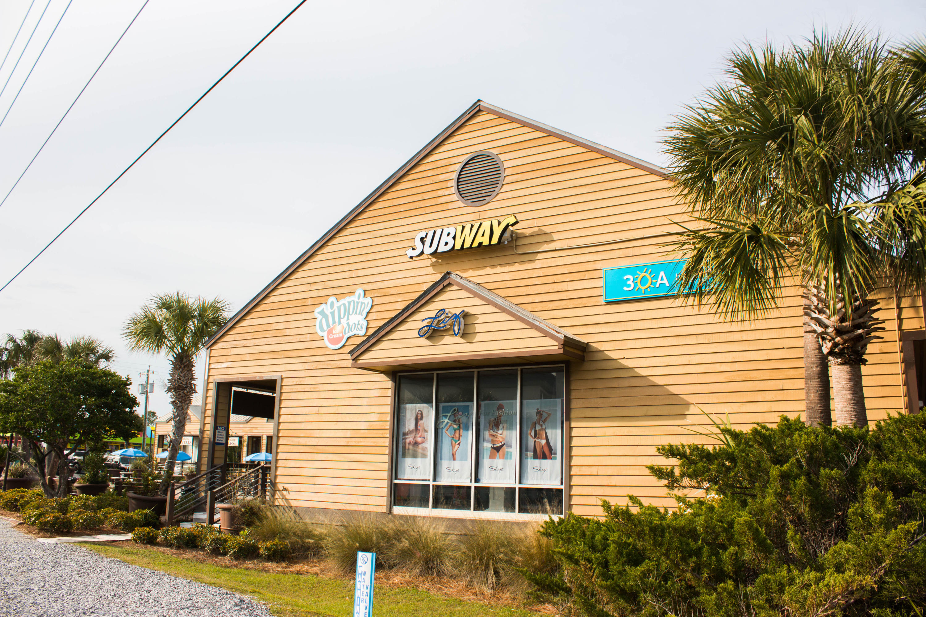 BEACHWOOD VILLAS CONDO PH 2 - Residential