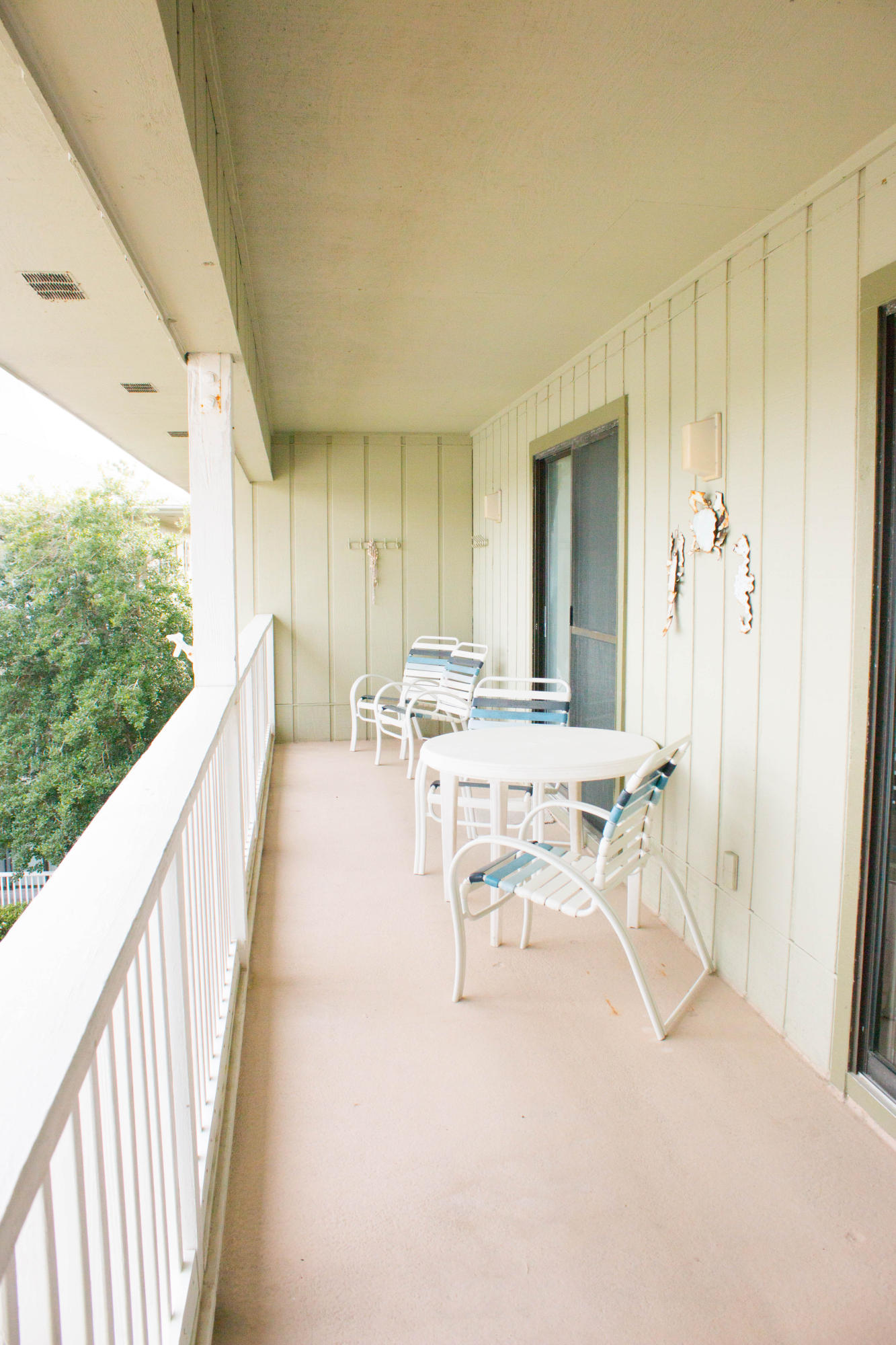 BEACHWOOD VILLAS CONDO PH 2 - Residential