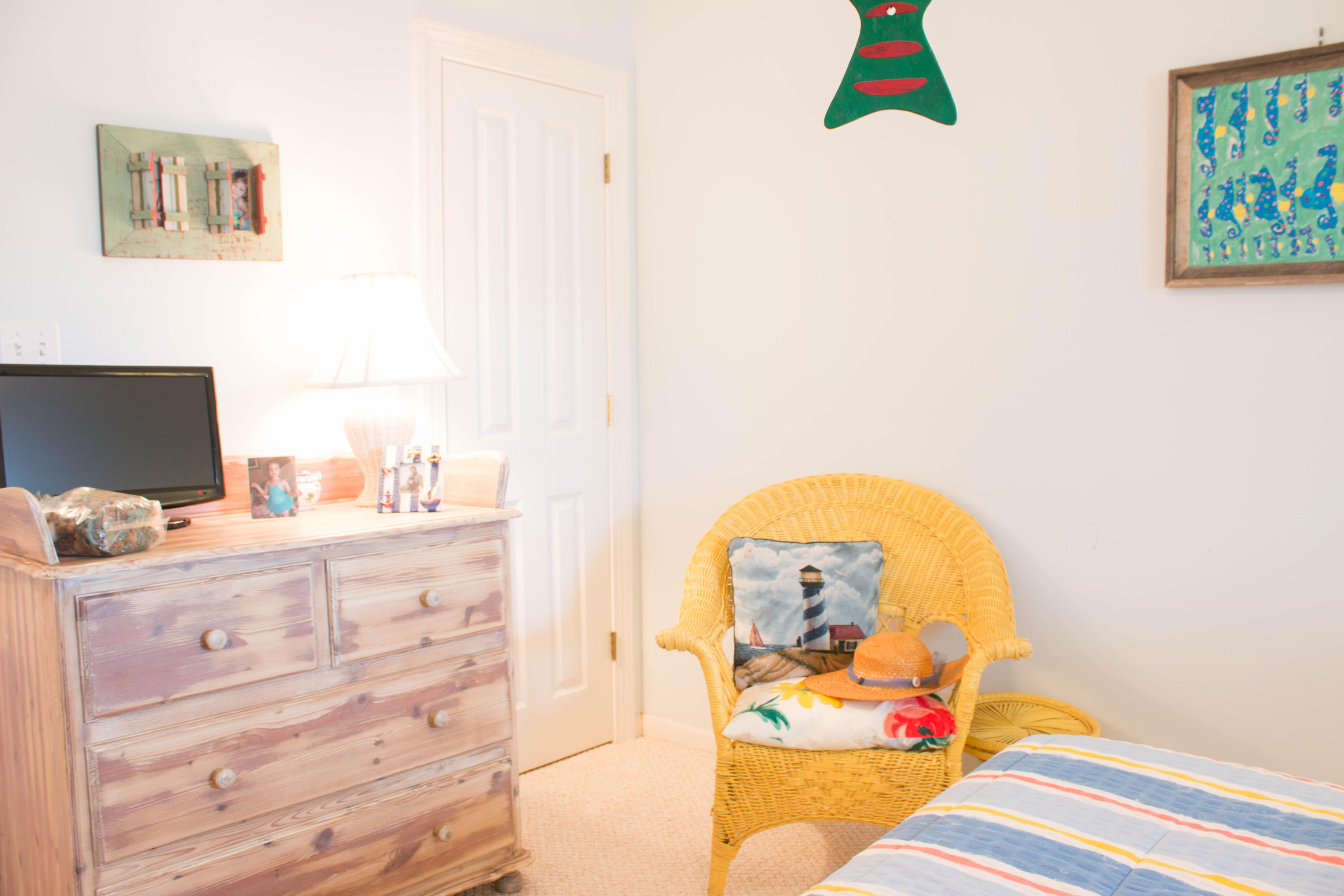 BEACHWOOD VILLAS CONDO PH 2 - Residential