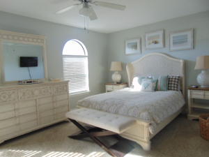 BEACHWALK T/H - Residential Lease
