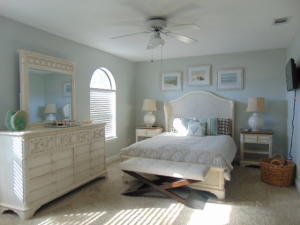 BEACHWALK T/H - Residential Lease