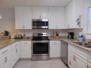 BEACHWALK T/H - Residential Lease