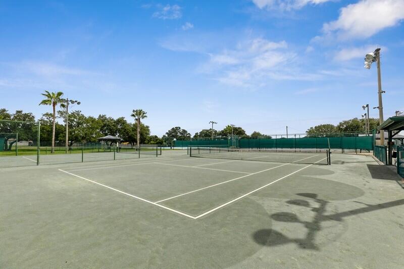 HOLLEY BY THE SEA - Land