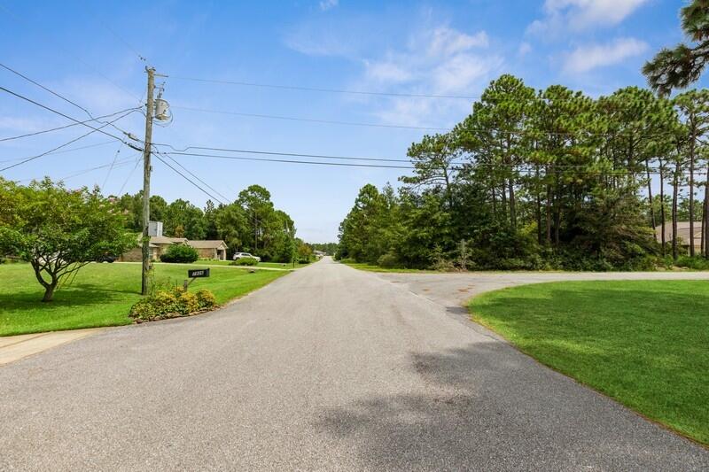 HOLLEY BY THE SEA - Land