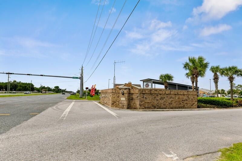 HOLLEY BY THE SEA - Land