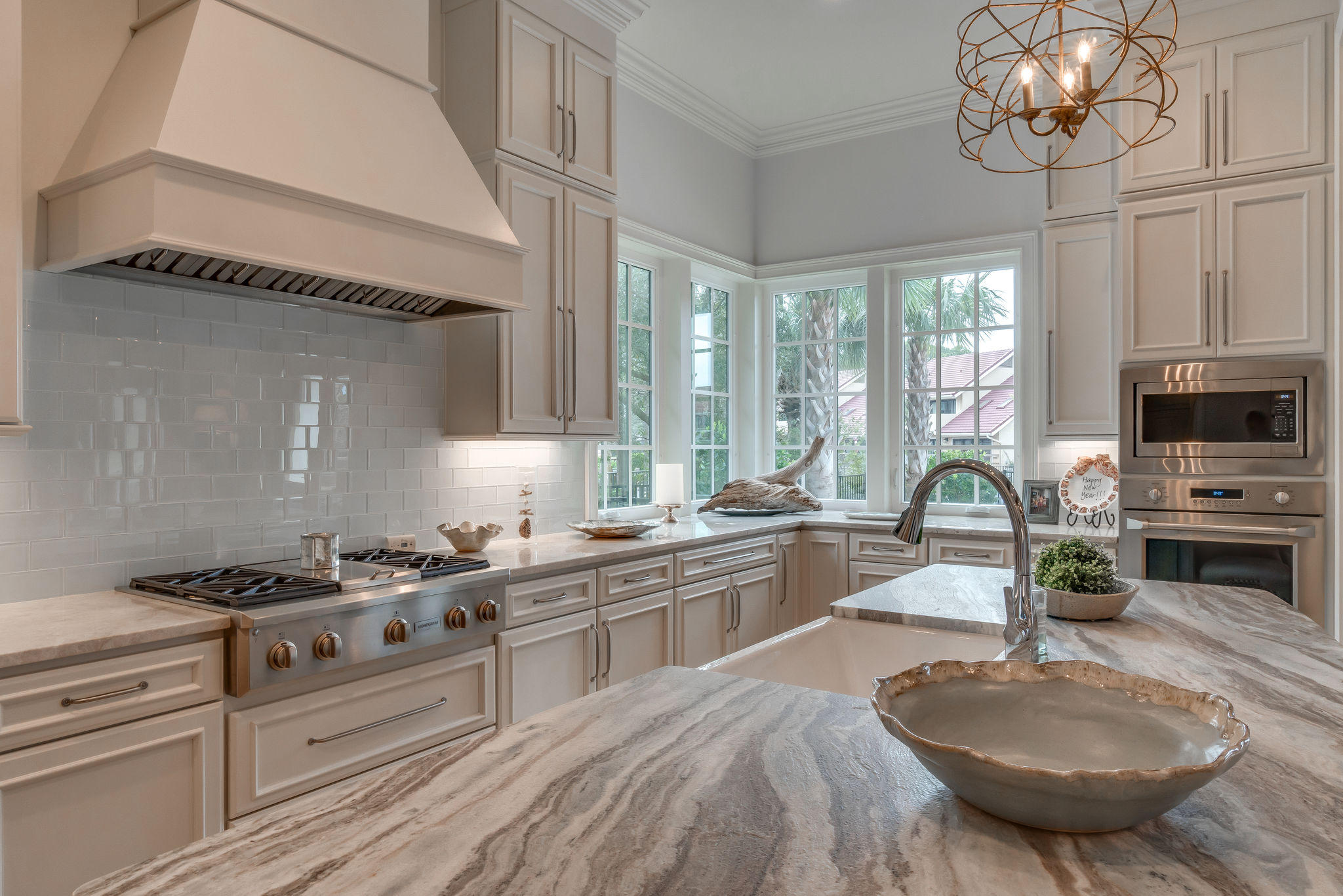ISLAND ESTATES - Residential