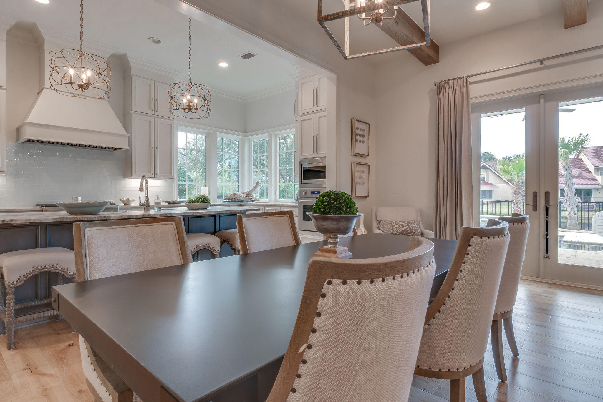 ISLAND ESTATES - Residential