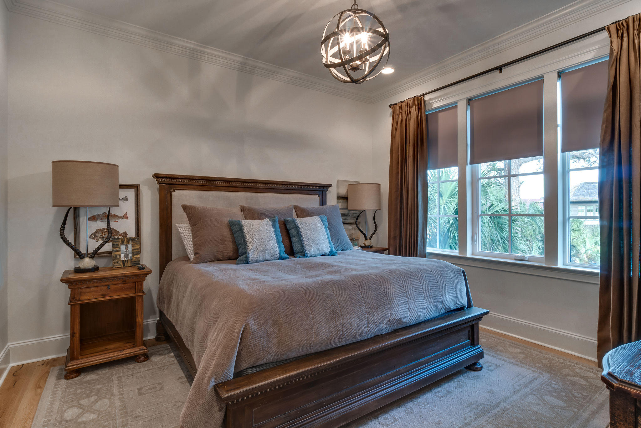 ISLAND ESTATES - Residential