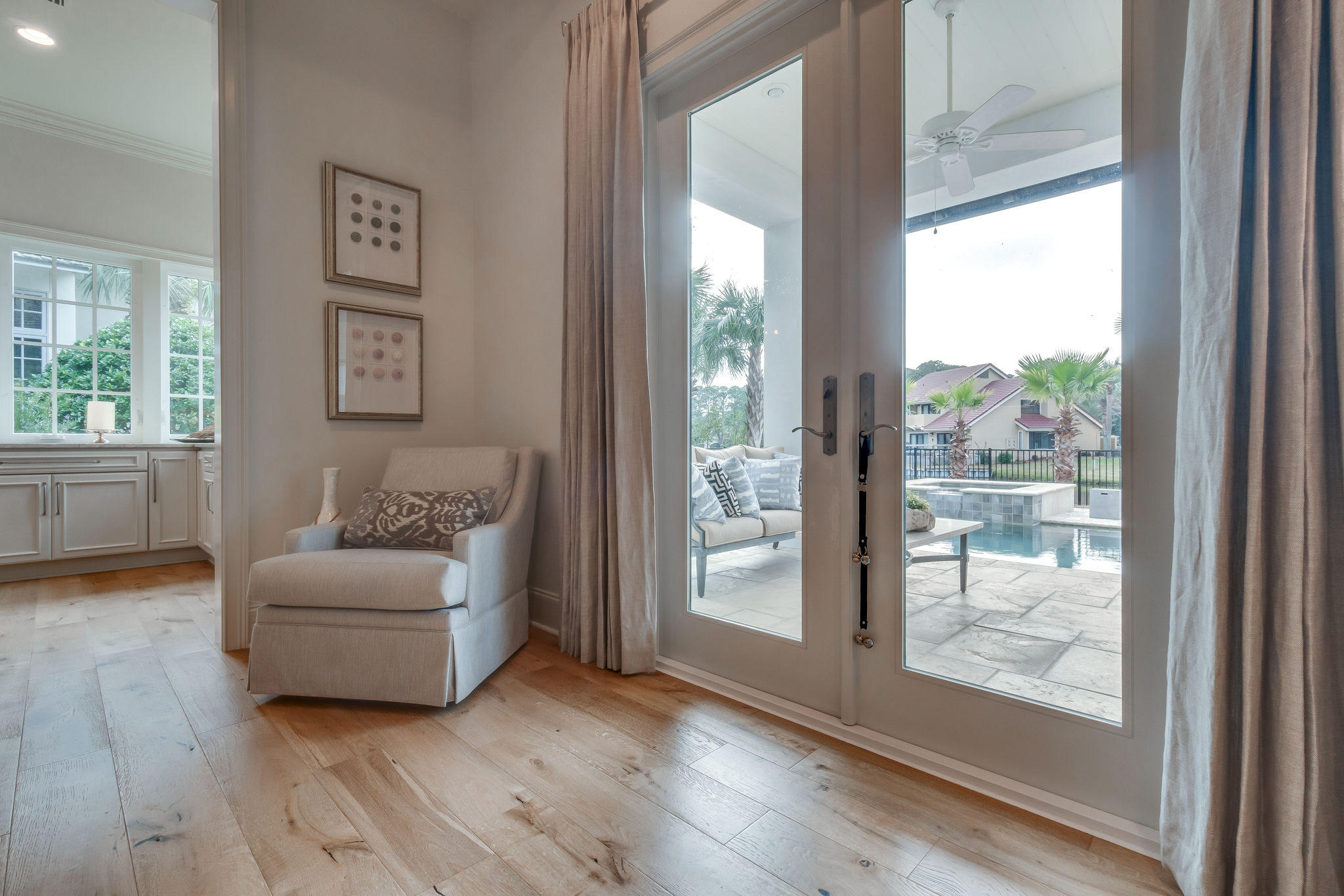 ISLAND ESTATES - Residential