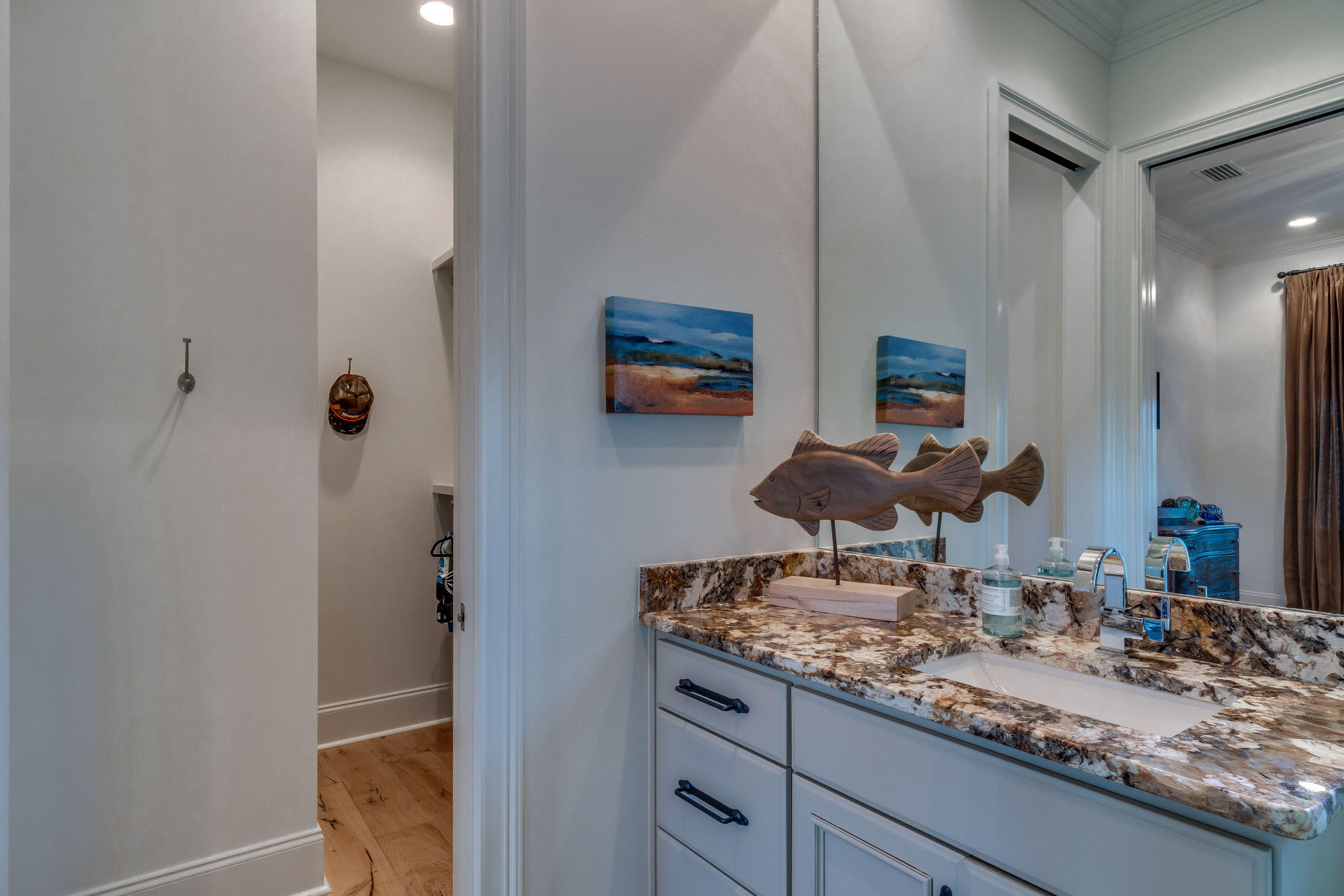 ISLAND ESTATES - Residential